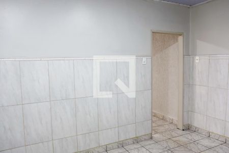 Casa à venda com 69m², 1 quarto e 2 vagas Casa à venda com 69m², 1 quarto e 2 vagasCozinha