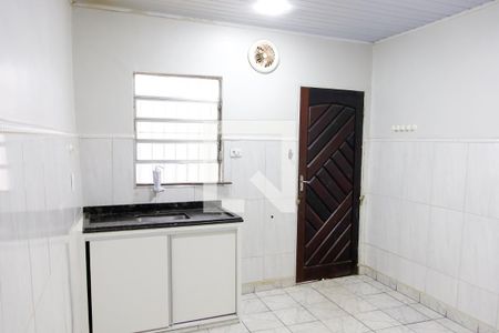 Casa à venda com 69m², 1 quarto e 2 vagas Casa à venda com 69m², 1 quarto e 2 vagasCozinha