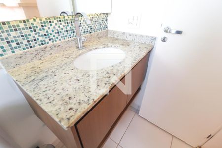 Apartamento à venda com 76m², 2 quartos e 2 vagasBanheiro Suíte