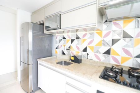 Apartamento à venda com 76m², 2 quartos e 2 vagasCozinha e Área de Serviço