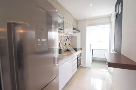 Apartamento à venda com 76m², 2 quartos e 2 vagasCozinha e Área de Serviço