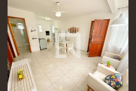 Sala de apartamento para alugar com 2 quartos, 50m² em Ingleses, Florianópolis