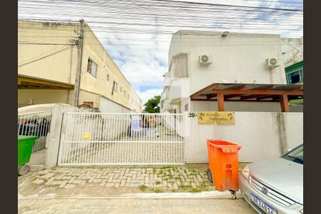 Apartamento para alugar com 50m², 2 quartos e 1 vagaFachada