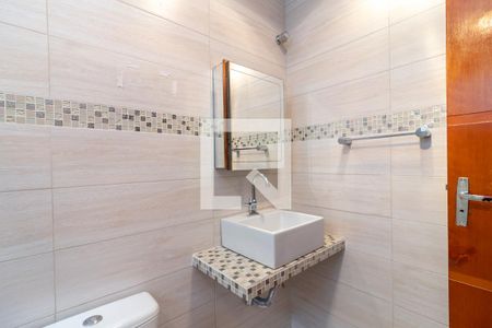 Casa para alugar com 197m², 3 quartos e 1 vagaBanheiro 2