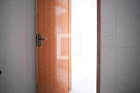 Apartamento para alugar com 43m², 2 quartos e sem vaga Apartamento para alugar com 43m², 2 quartos e sem vagaBanheiro