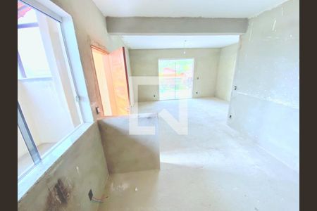 Casa à venda com 235m², 4 quartos e 2 vagas Casa à venda com 235m², 4 quartos e 2 vagasDetalhe Sala