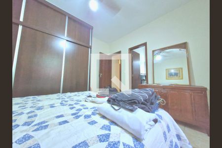 Casa à venda com 235m², 4 quartos e 2 vagas Casa à venda com 235m², 4 quartos e 2 vagasQuarto 2