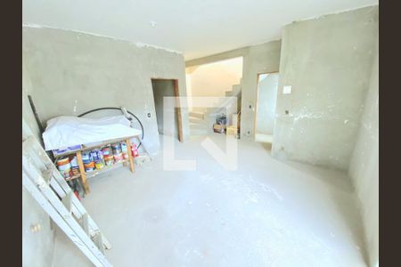 Casa à venda com 235m², 4 quartos e 2 vagas Casa à venda com 235m², 4 quartos e 2 vagasQuarto 2