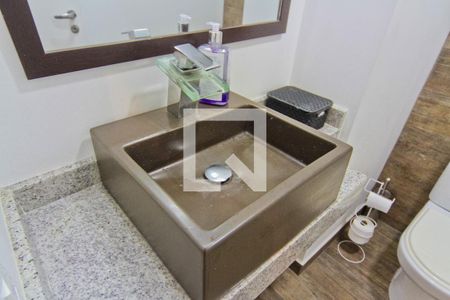 Lavabo de apartamento à venda com 3 quartos, 164m² em Santa Teresinha, São Paulo