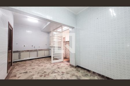 Casa à venda com 308m², 3 quartos e 1 vaga Casa à venda com 308m², 3 quartos e 1 vagaCozinha