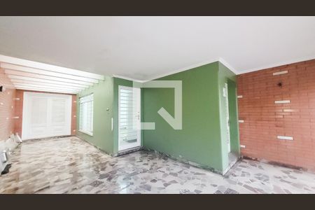 Casa à venda com 308m², 3 quartos e 1 vaga Casa à venda com 308m², 3 quartos e 1 vaga Edícula