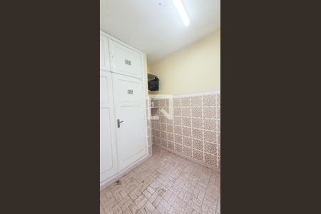 Casa à venda com 308m², 3 quartos e 1 vaga Casa à venda com 308m², 3 quartos e 1 vagaEdícula