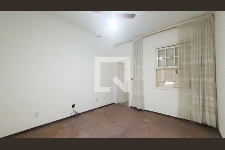 Casa à venda com 308m², 3 quartos e 1 vaga Casa à venda com 308m², 3 quartos e 1 vagaSuíte