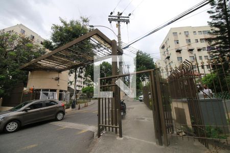 Apartamento à venda com 21m², 2 quartos e sem vagaFachada e portaria do condomínio