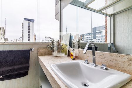 Apartamento à venda com 110m², 2 quartos e 1 vagaBanheiro da Suíte 2