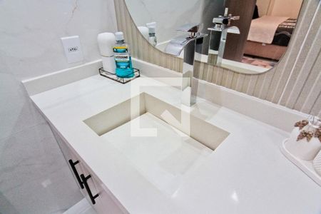 Casa à venda com 250m², 3 quartos e 2 vagasBanheiro da Suíte 2