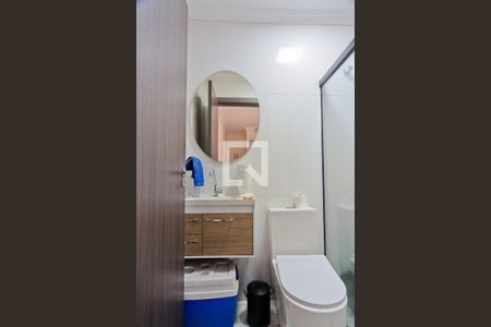 Casa à venda com 250m², 3 quartos e 2 vagasEdícula - banheiro