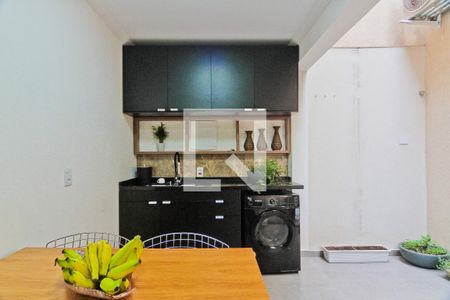 Casa à venda com 250m², 3 quartos e 2 vagasÁrea de Serviço