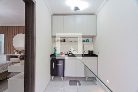 Casa à venda com 250m², 3 quartos e 2 vagasCorredor