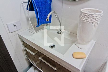 Casa à venda com 250m², 3 quartos e 2 vagasEdícula - banheiro