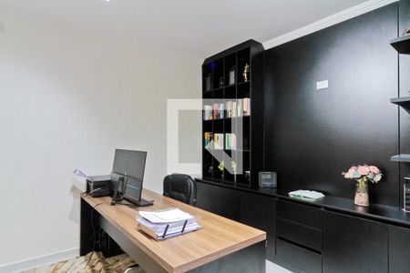 Casa à venda com 250m², 3 quartos e 2 vagasEscritório