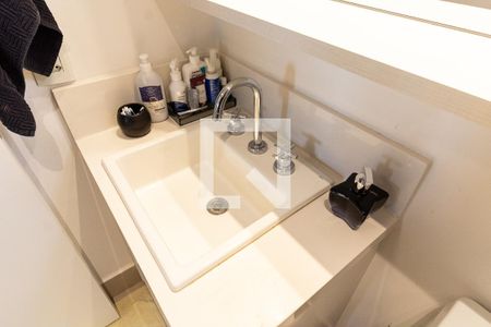 Apartamento à venda com 74m², 2 quartos e 2 vagas Apartamento à venda com 74m², 2 quartos e 2 vagasBanheiro Social