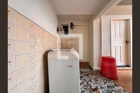 Casa à venda com 157m², 3 quartos e 2 vagasLavanderia