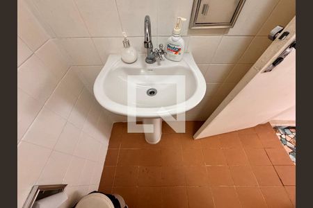 Casa à venda com 157m², 3 quartos e 2 vagasBanheiro 2