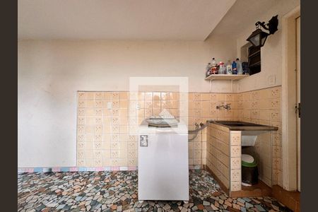 Casa à venda com 157m², 3 quartos e 2 vagasLavanderia