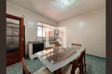 Casa à venda com 157m², 3 quartos e 2 vagasCozinha