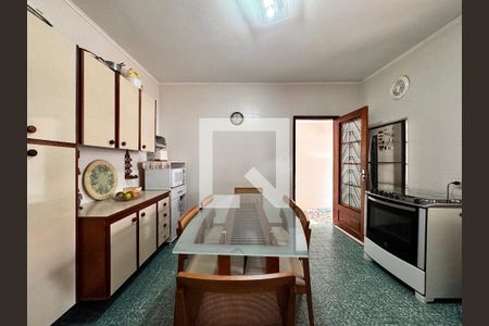 Casa à venda com 157m², 3 quartos e 2 vagasCozinha