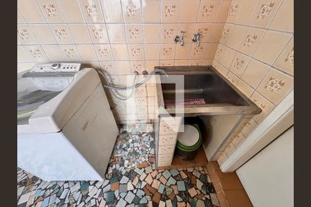 Casa à venda com 157m², 3 quartos e 2 vagasLavanderia