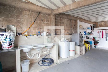 Casa à venda com 380m², 3 quartos e 4 vagasÁrea de Serviço