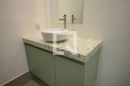 Apartamento para alugar com 45m², 2 quartos e sem vagaBanheiro