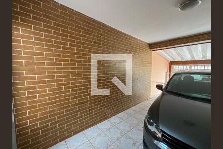 Casa à venda com 156m², 3 quartos e 3 vagas Casa à venda com 156m², 3 quartos e 3 vagasGaragem