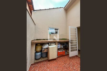 Casa à venda com 156m², 3 quartos e 3 vagas Casa à venda com 156m², 3 quartos e 3 vagasQuintal