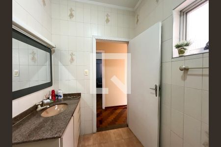 Casa à venda com 156m², 3 quartos e 3 vagas Casa à venda com 156m², 3 quartos e 3 vagasBanheiro