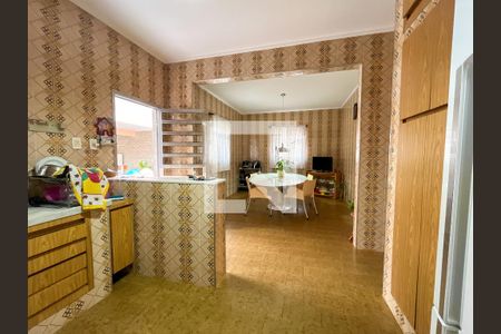 Casa à venda com 156m², 3 quartos e 3 vagas Casa à venda com 156m², 3 quartos e 3 vagasCozinha