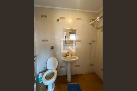 Casa à venda com 156m², 3 quartos e 3 vagas Casa à venda com 156m², 3 quartos e 3 vagasBanheiro externo