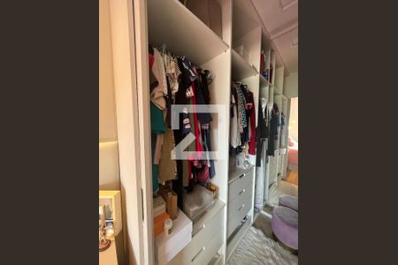 Apartamento à venda com 131m², 3 quartos e 2 vagasSuíte 2