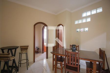 Casa para alugar com 100m², 2 quartos e 1 vagaSala de Jantar