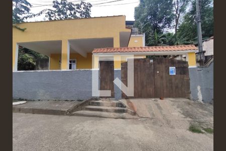 Casa para alugar com 100m², 2 quartos e 1 vagaFachada