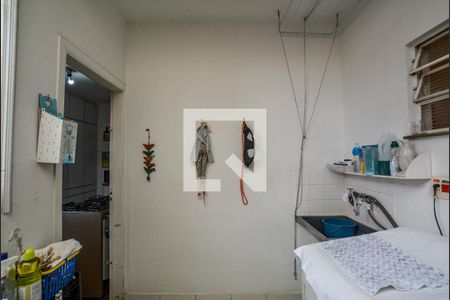 Casa à venda com 308m², 3 quartos e 5 vagas Casa à venda com 308m², 3 quartos e 5 vagasÁrea de Serviço