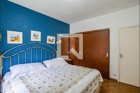 Casa à venda com 308m², 3 quartos e 5 vagas Casa à venda com 308m², 3 quartos e 5 vagasQuarto Suíte