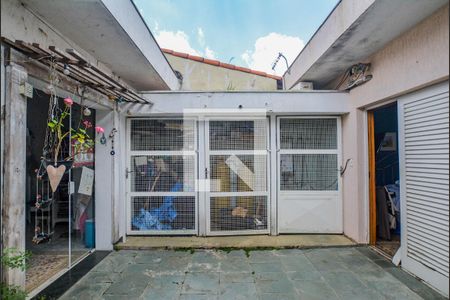 Casa à venda com 308m², 3 quartos e 5 vagas Casa à venda com 308m², 3 quartos e 5 vagasÁrea Externa