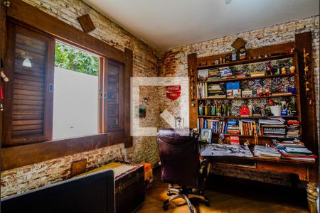 Casa à venda com 308m², 3 quartos e 5 vagas Casa à venda com 308m², 3 quartos e 5 vagasQuarto 2