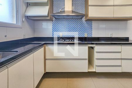 Apartamento para alugar com 158m², 2 quartos e 2 vagascozinha