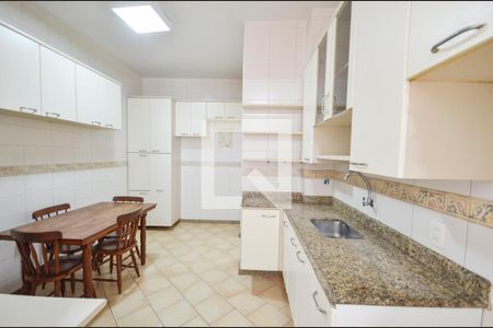 Apartamento à venda com 110m², 3 quartos e 1 vaga Apartamento à venda com 110m², 3 quartos e 1 vagaCozinha