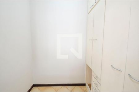 Apartamento à venda com 110m², 3 quartos e 1 vaga Apartamento à venda com 110m², 3 quartos e 1 vagaQuarto de Serviço