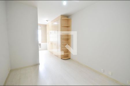 Apartamento à venda com 110m², 3 quartos e 1 vaga Apartamento à venda com 110m², 3 quartos e 1 vagaSuíte